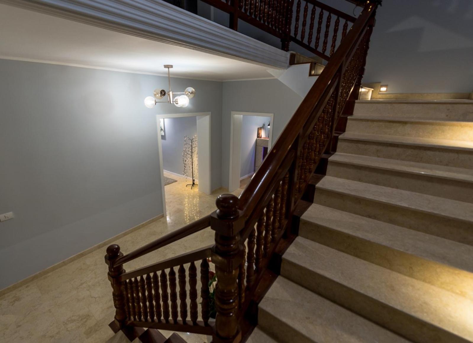 Kaleh Boutique Villa Orszowa Zewnętrze zdjęcie